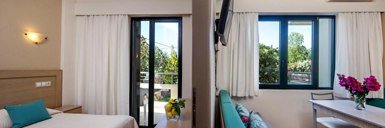 Lefka Apartments Parigoria エクステリア 写真