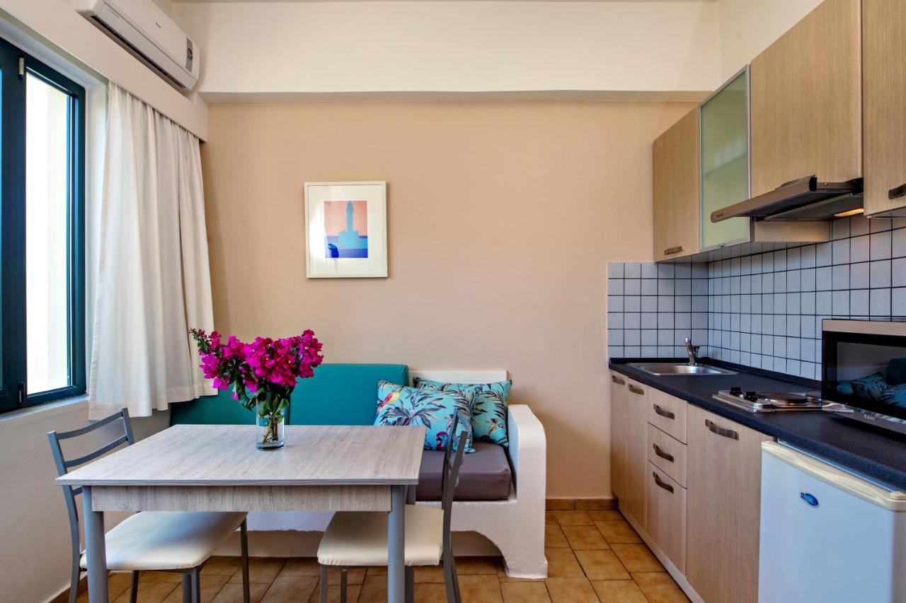 Lefka Apartments Parigoria エクステリア 写真