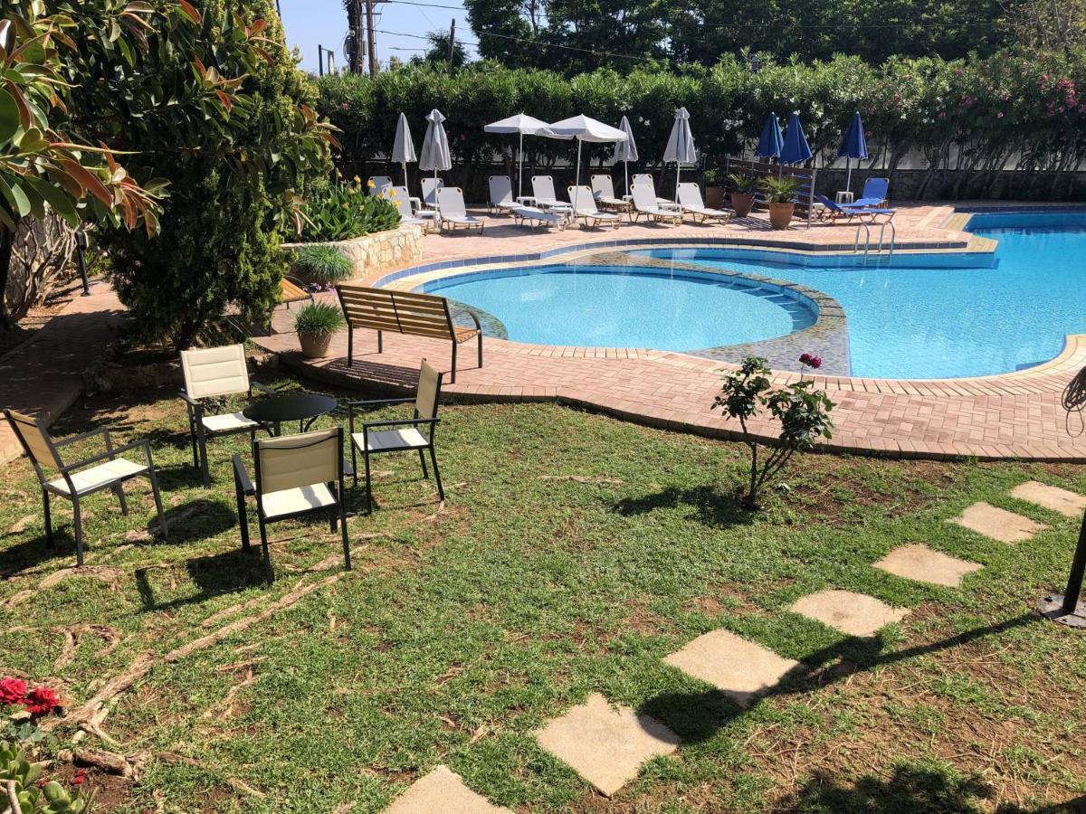 Lefka Apartments Parigoria エクステリア 写真