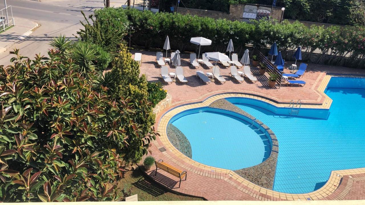 Lefka Apartments Parigoria エクステリア 写真